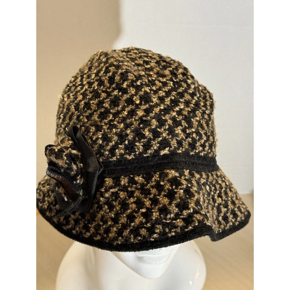 Betmar New York Women’s Knotted Flower Cloche Hat Black & Gold One Size Cottage